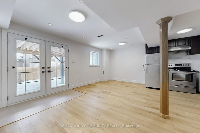 Bsmt - 25 Bache Ave, Georgina, L4P 0C7 | Image 3