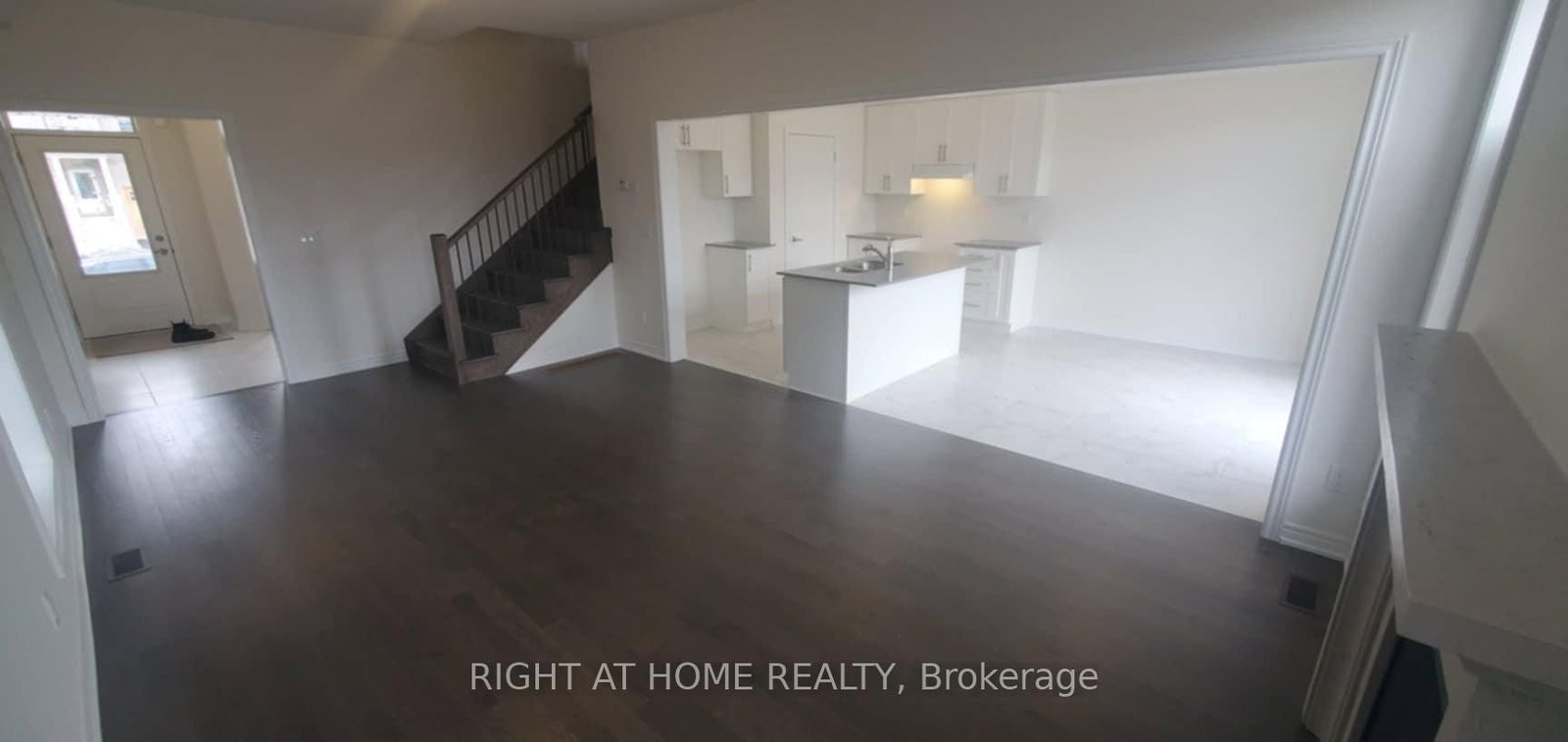 Detached House for sale at 1320 Davis Loop, Innisfil, Ontario, L0L 1W0 - Lefroy - MLS: N12863122