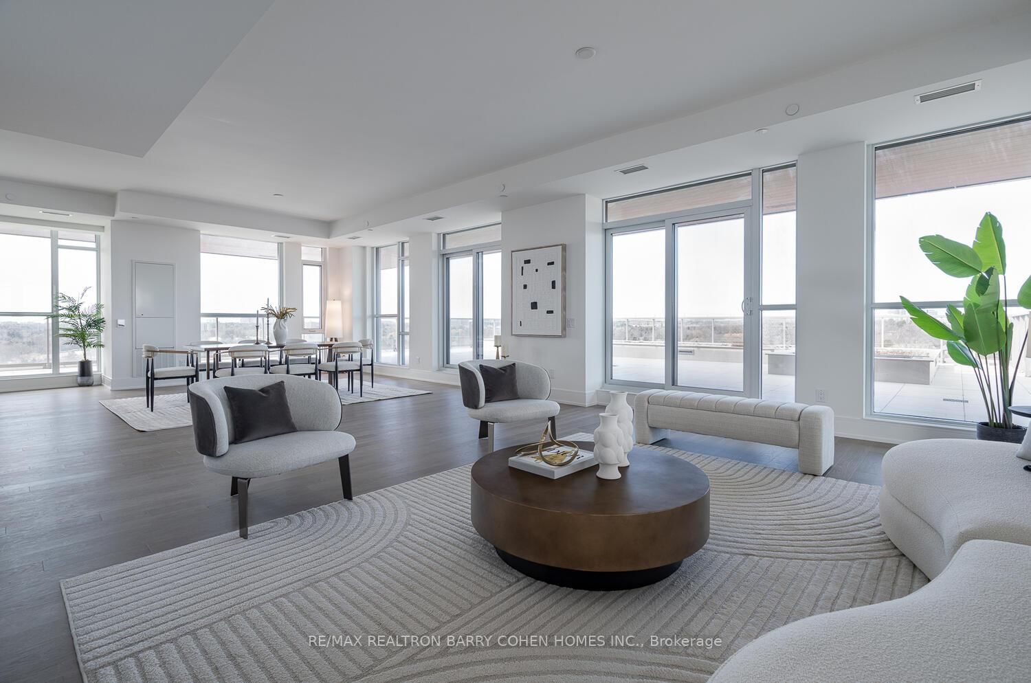 397 Royal Orchard Boulevard • #1008 • Markham, ON photo 9
