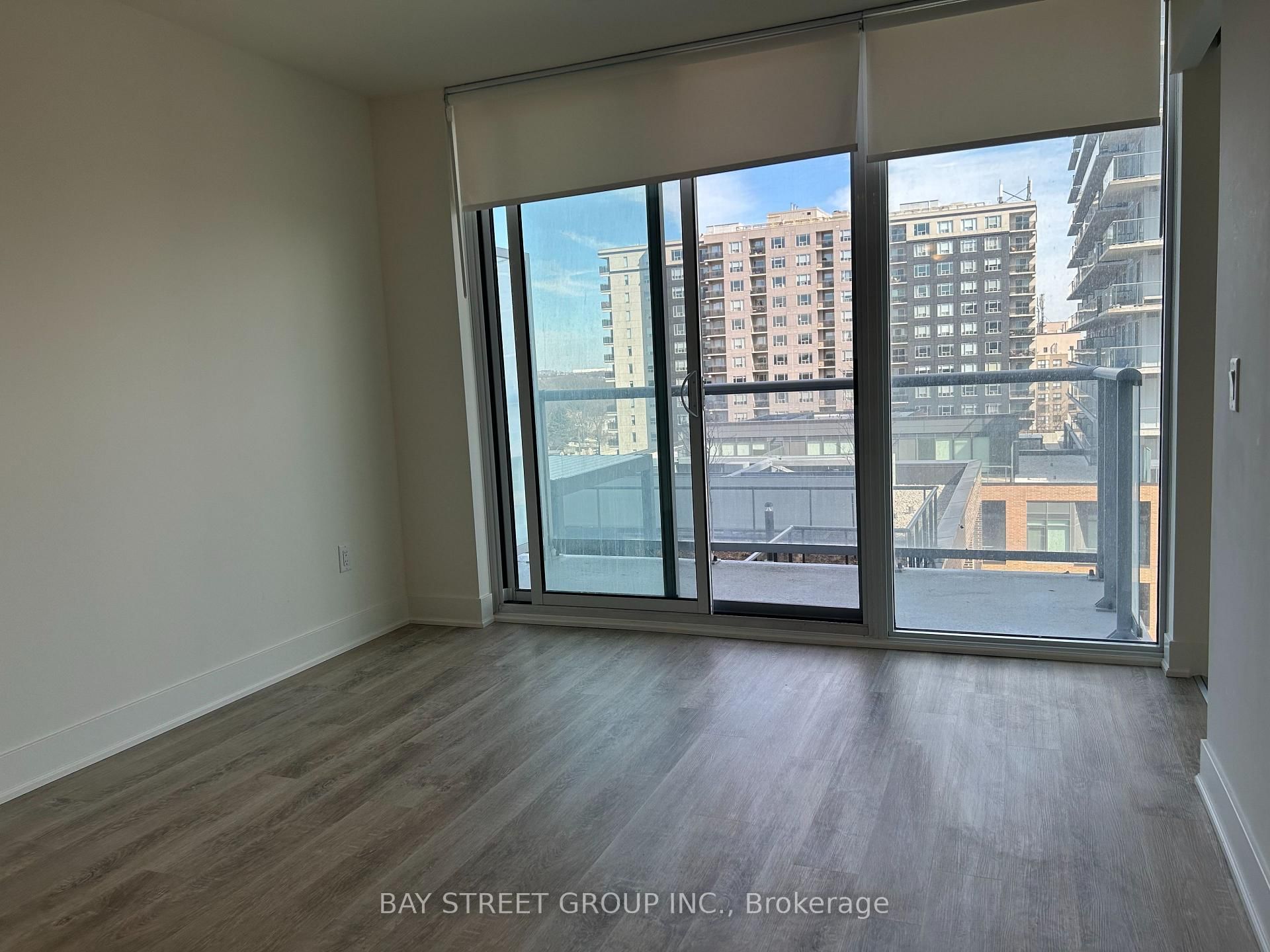 185 Deerfield Drive, Unit 612