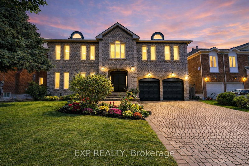29 Northgate Cres, Richmond Hill, L4B 2K8 | Image 2