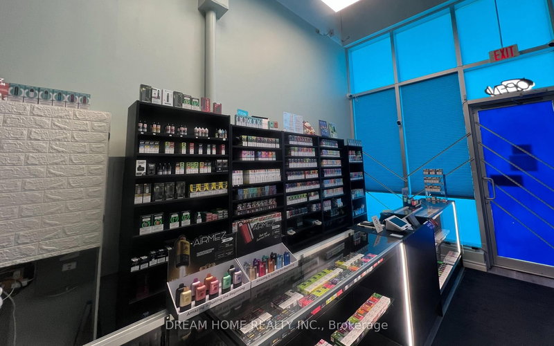 -Unit 118 - 8763 Bayview Ave, Richmond Hill, L4B 3V1 | Image 3