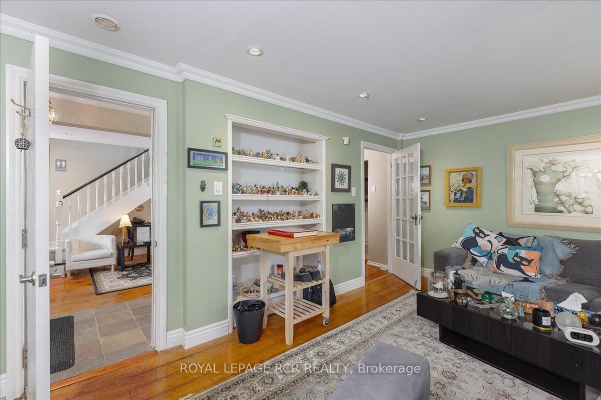 50 Wellington Street E - Photo 11