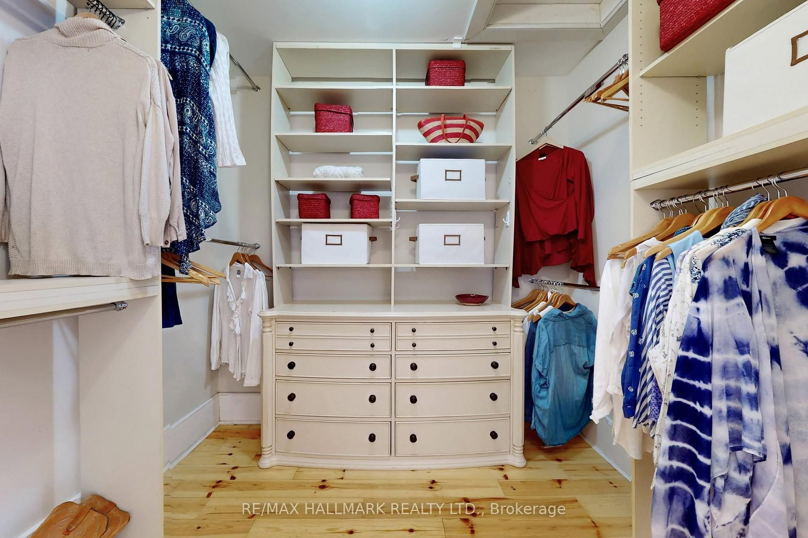 Detached House for sale at 64 Powell Street, Richmond Hill, Ontario, L4C 4S4 - Mill Pond - MLS: N12865294