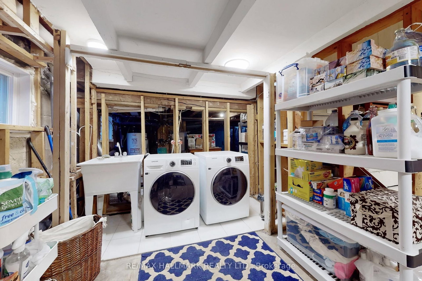 Detached House for sale at 64 Powell Street, Richmond Hill, Ontario, L4C 4S4 - Mill Pond - MLS: N12865294