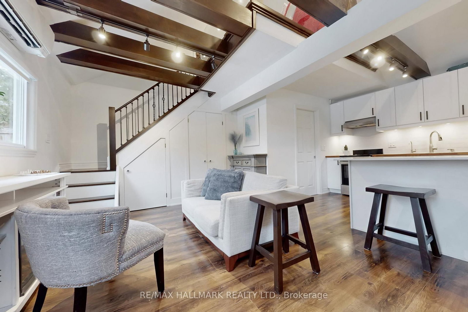 Detached House for sale at 64 Powell Street, Richmond Hill, Ontario, L4C 4S4 - Mill Pond - MLS: N12865294