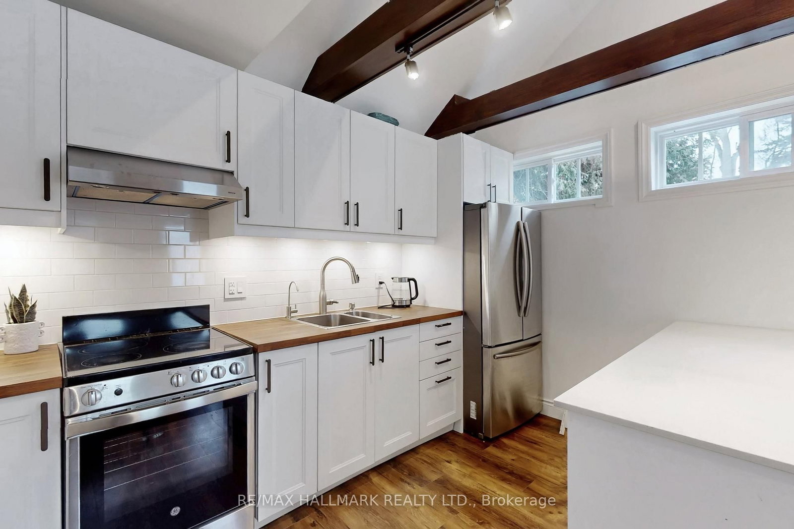 Detached House for sale at 64 Powell Street, Richmond Hill, Ontario, L4C 4S4 - Mill Pond - MLS: N12865294