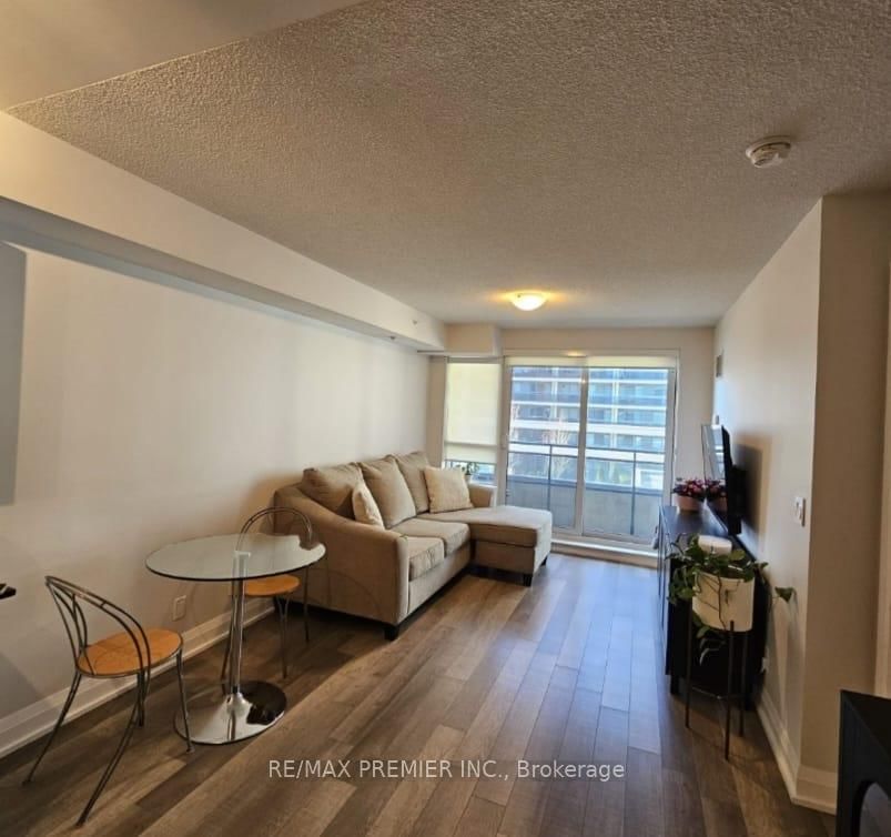 Condo for sale at 318-372 Highway 7, Richmond Hill, Ontario, L4B 0C6 - Doncrest - MLS: N12865968