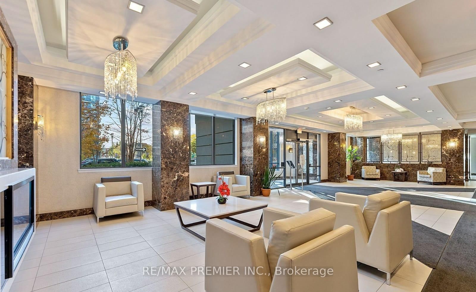 Condo for sale at 318-372 Highway 7, Richmond Hill, Ontario, L4B 0C6 - Doncrest - MLS: N12865968