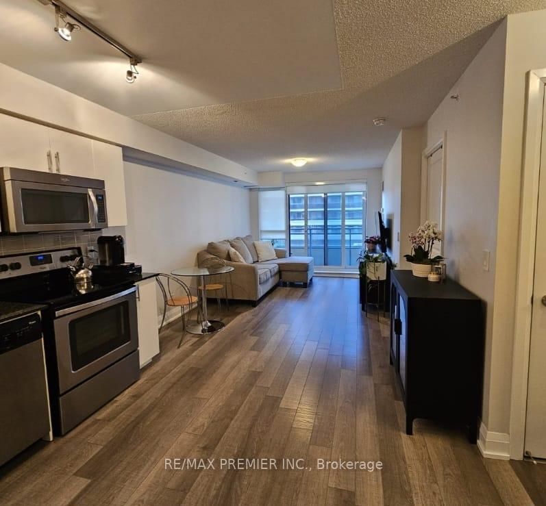 Condo for sale at 318-372 Highway 7, Richmond Hill, Ontario, L4B 0C6 - Doncrest - MLS: N12865968