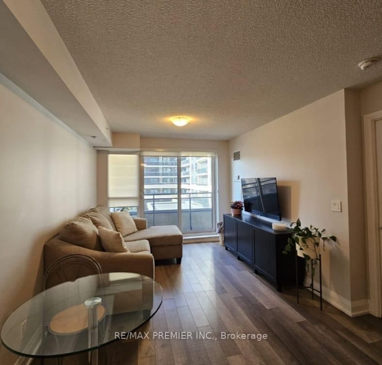 Condo for sale at 318-372 Highway 7, Richmond Hill, Ontario, L4B 0C6 - Doncrest - MLS: N12865968