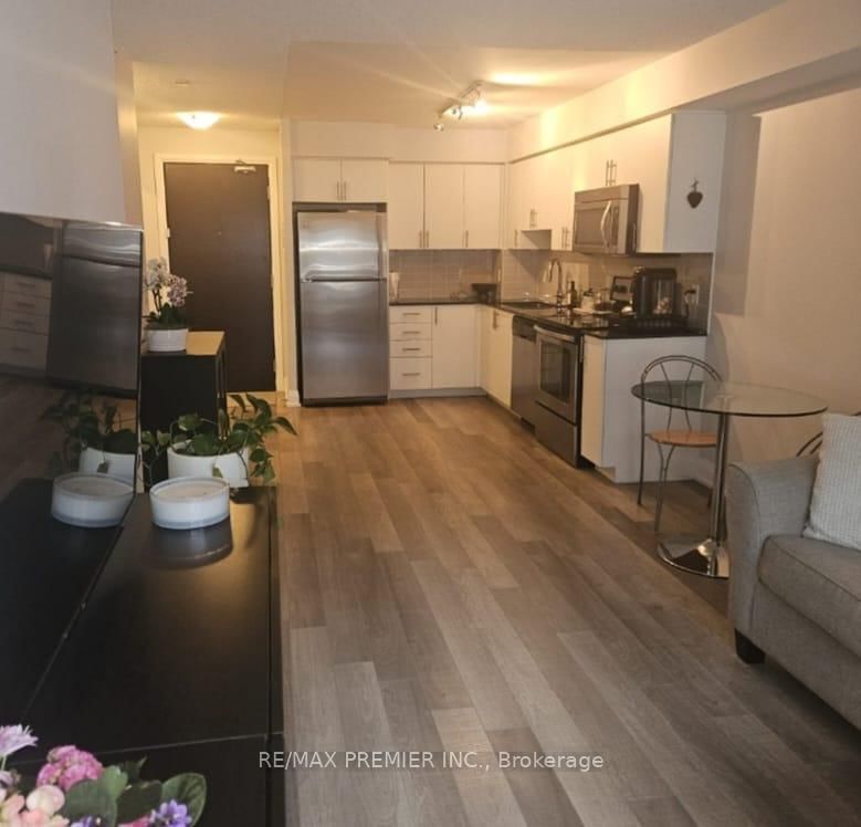 Condo for sale at 318-372 Highway 7, Richmond Hill, Ontario, L4B 0C6 - Doncrest - MLS: N12865968