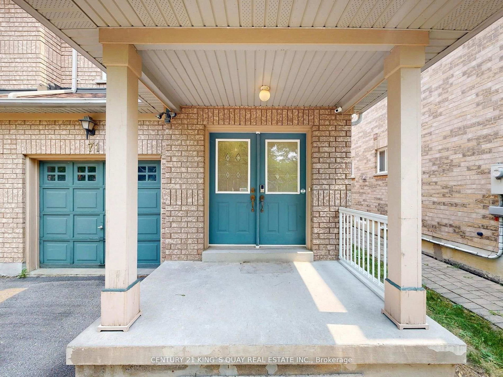 Listing Image 4