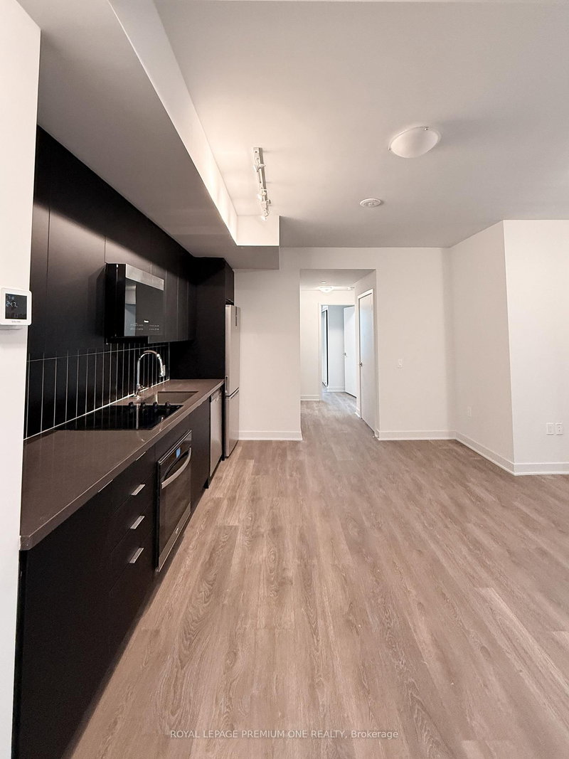 2404 - 2920 Highway 7, Vaughan, L4K 0P4 | Image 3