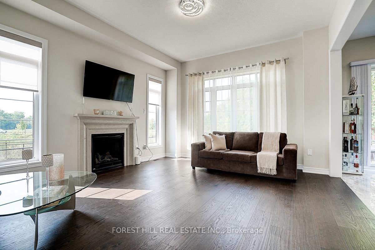 Detached House for sale at 21 Dorothy Caine Crescent, Georgina, Ontario, L4P 0S6 - Keswick South - MLS: N12866954