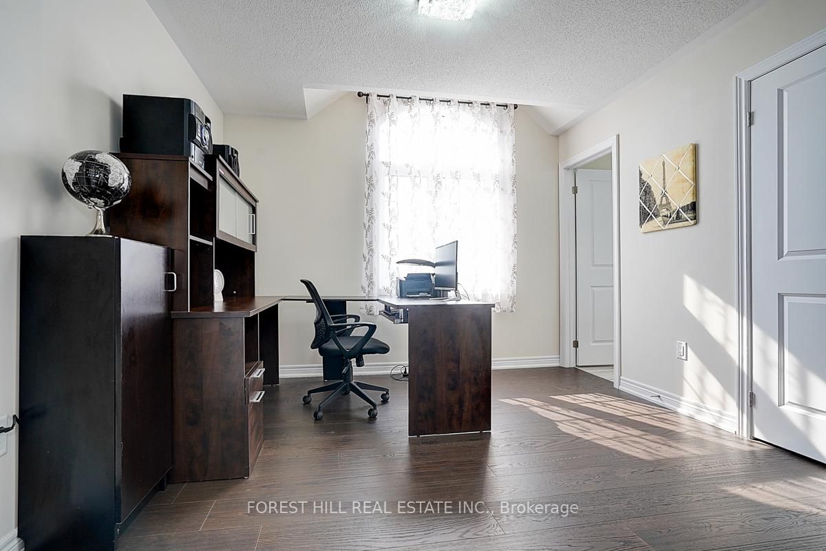 Detached House for sale at 21 Dorothy Caine Crescent, Georgina, Ontario, L4P 0S6 - Keswick South - MLS: N12866954