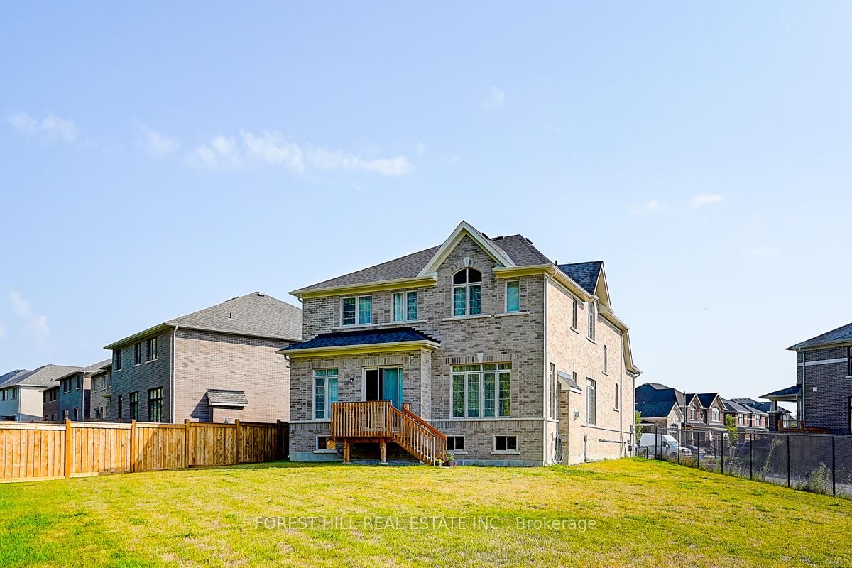 Detached House for sale at 21 Dorothy Caine Crescent, Georgina, Ontario, L4P 0S6 - Keswick South - MLS: N12866954