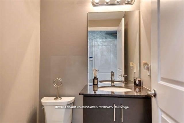 9255 Jane Street, Unit 914 - Photo 10