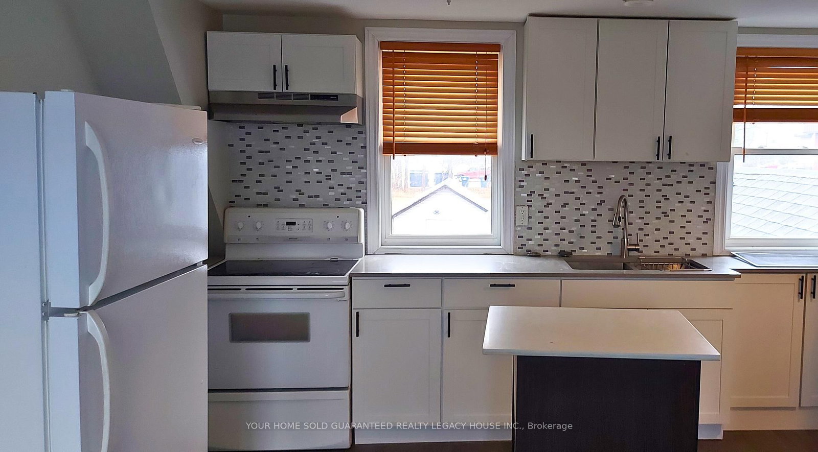 Semi-Detached House for sale at 52 Margaret Street, Essa, Ontario, L0M 1B0 - Angus - MLS: N12868646