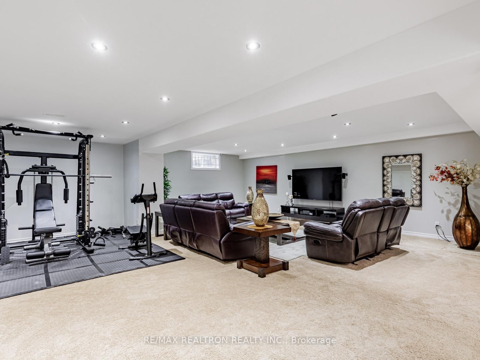 Detached House for sale at 33 Carolwood Crescent, Markham, Ontario, L3S 4T2 - Rouge River Estates - MLS: N12868920