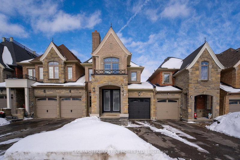 109 Alex Campbell Cres, King, L7B 0C1 | Image 2