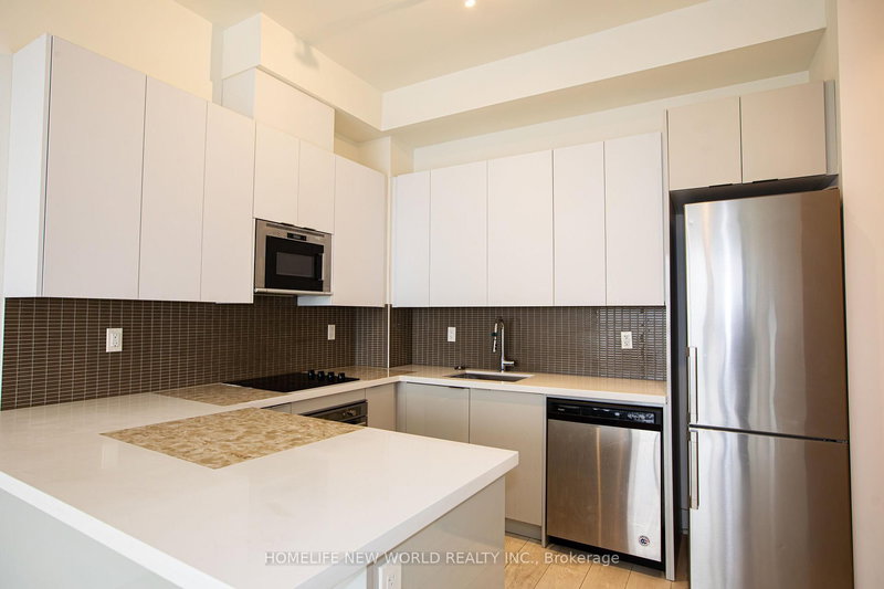 527 - 2908 Highway 7 Rd, Vaughan, L4K 0K5 | Image 2