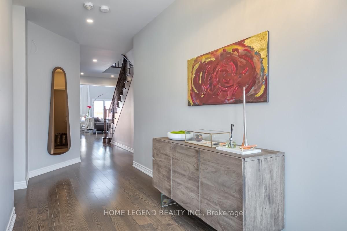 Detached House for sale at 1036 Cole Street, Innisfil, Ontario, L9S 0J9 - Rural Innisfil - MLS: N12869330