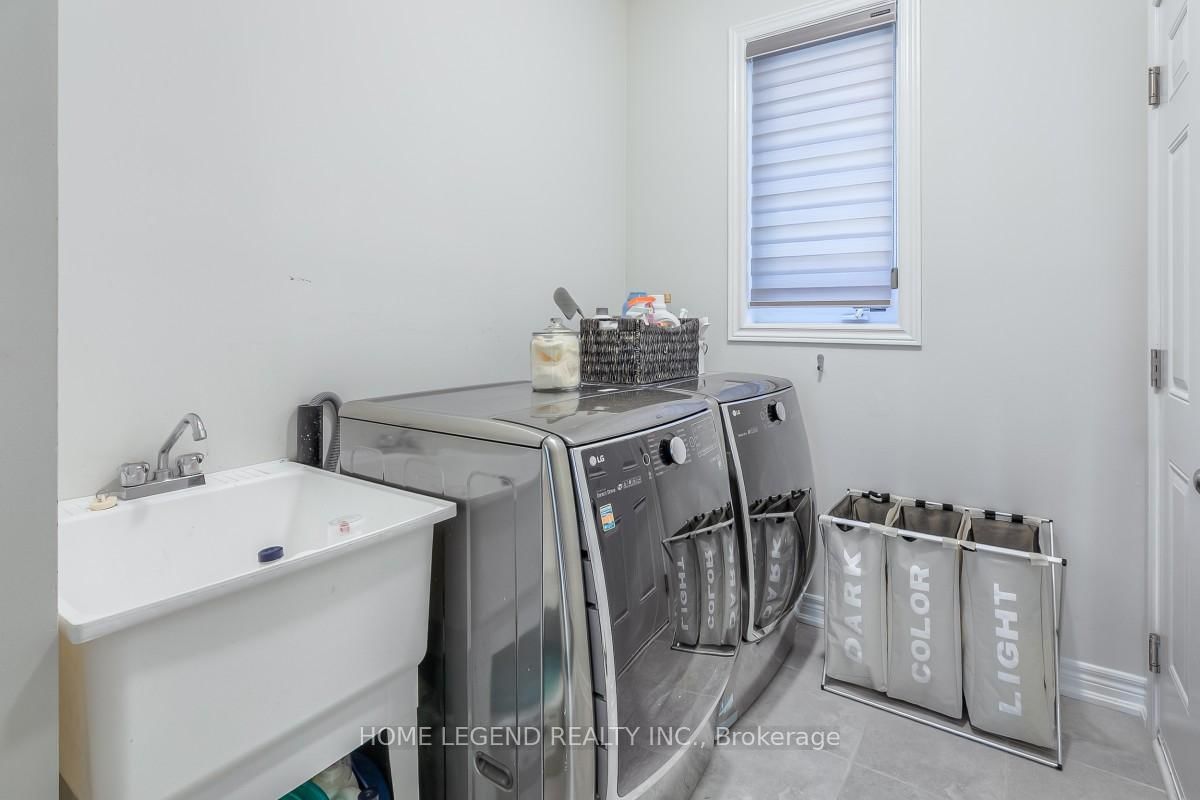 Detached House for sale at 1036 Cole Street, Innisfil, Ontario, L9S 0J9 - Rural Innisfil - MLS: N12869330