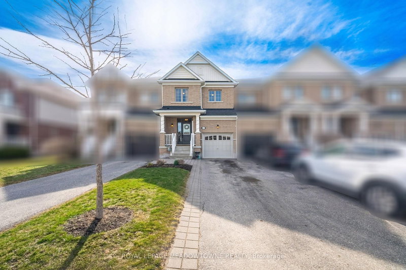 21 Sharpe Cres, New Tecumseth, L0G 1W0 | Image 2