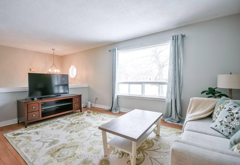 3861 East St E, Innisfil, L9S 2L9 | Image 3