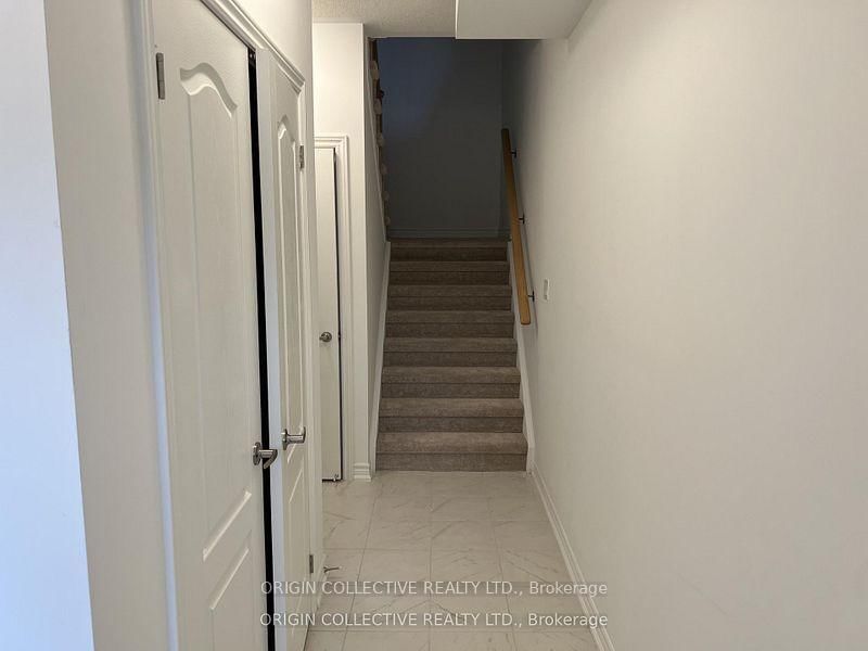 34 Milson Crescent, Unit Lower - Photo 2