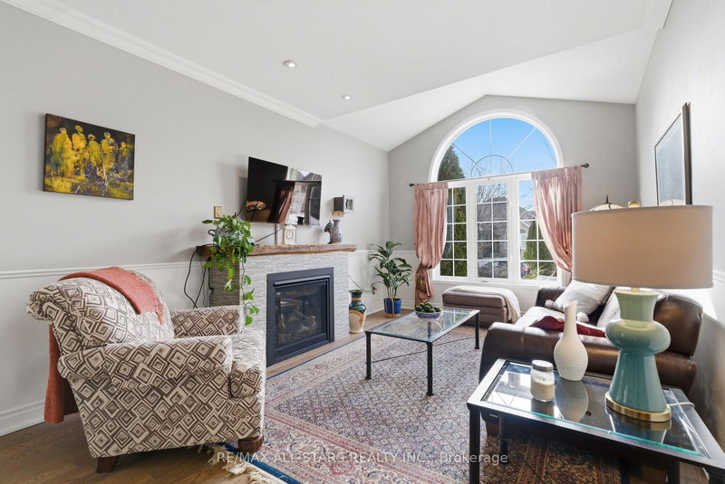 49 Rosena Lane, Uxbridge, L9P 1X7 | Image 3