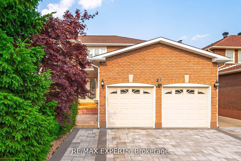 21 Williamsburg Lane, Vaughan, L4L 5C8 | Image 3