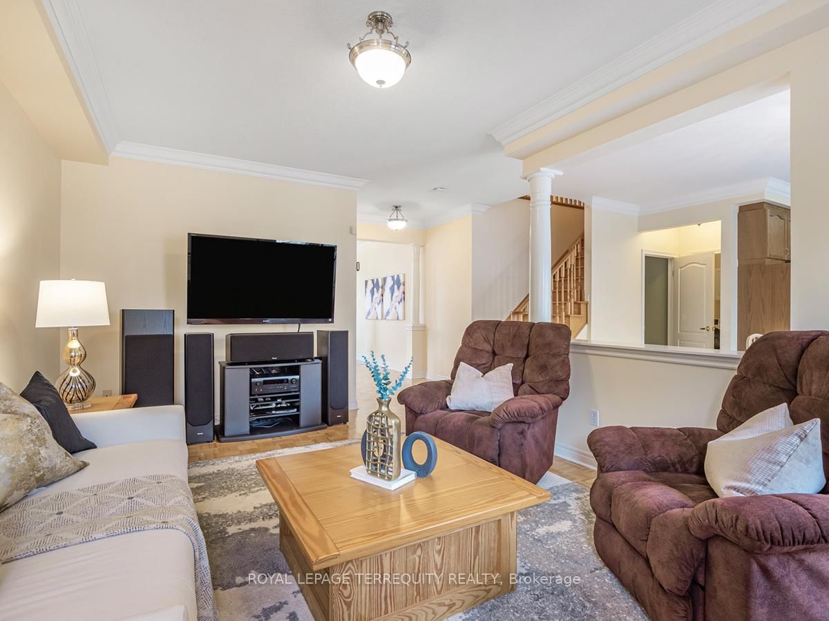 Detached House sold at 11 Avocet Drive, Vaughan, Ontario, L4H 2K9 - Vellore Village - MLS: N12872782