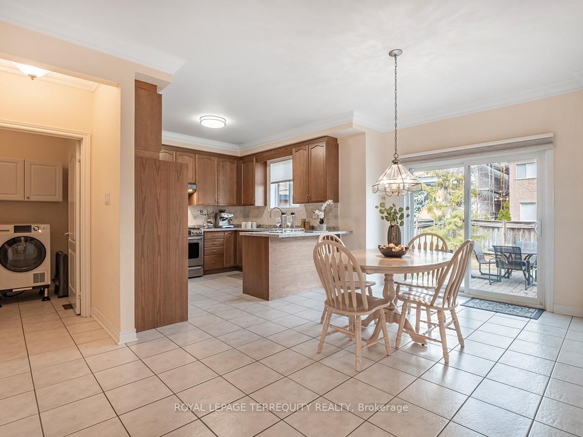 Detached House sold at 11 Avocet Drive, Vaughan, Ontario, L4H 2K9 - Vellore Village - MLS: N12872782