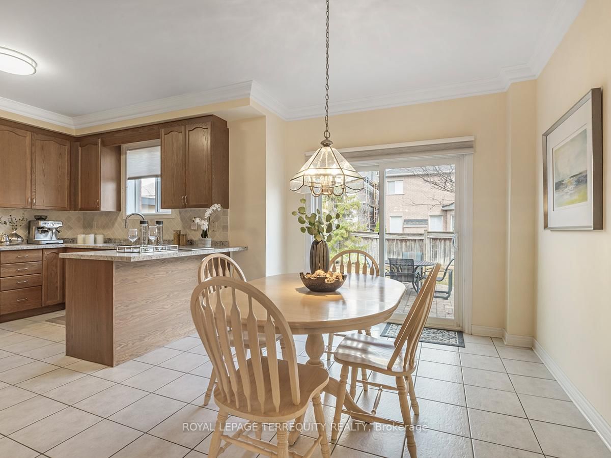 Detached House sold at 11 Avocet Drive, Vaughan, Ontario, L4H 2K9 - Vellore Village - MLS: N12872782