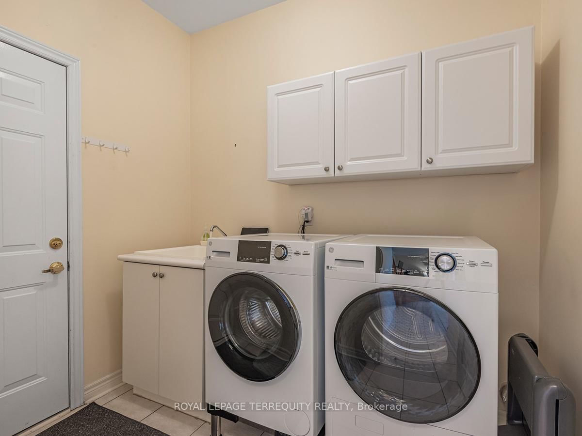 Detached House sold at 11 Avocet Drive, Vaughan, Ontario, L4H 2K9 - Vellore Village - MLS: N12872782