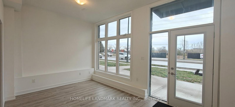 5494 Main St, Whitchurch-Stouffville, L4A 4W8 | Image 2