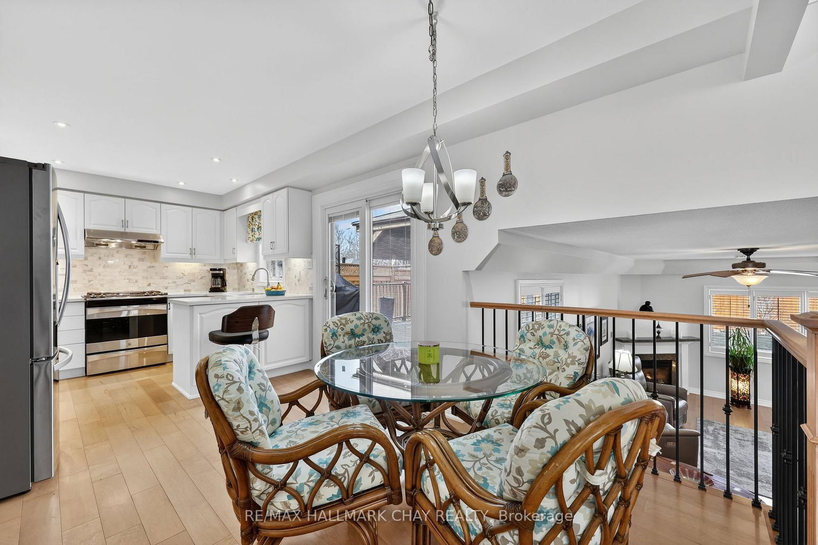 Detached House for sale at 4 Darling Crescent, New Tecumseth, Ontario, L9R 1P4 - Alliston - MLS: N12873036