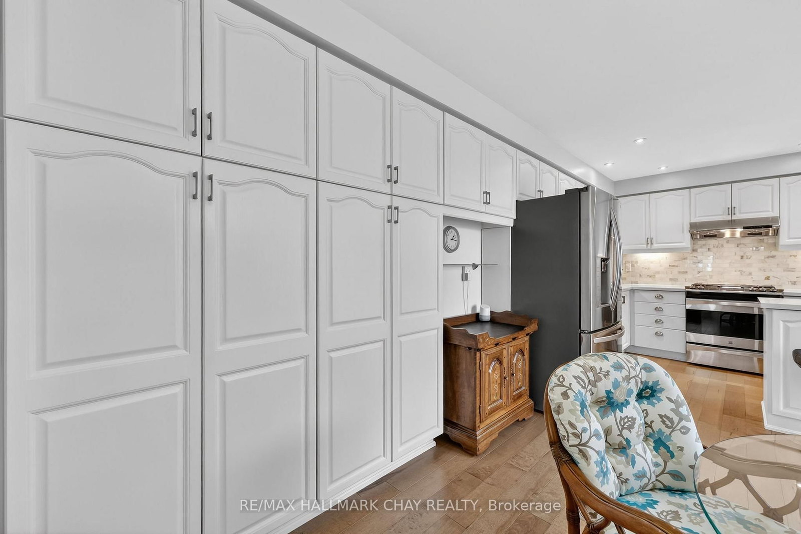 Detached House for sale at 4 Darling Crescent, New Tecumseth, Ontario, L9R 1P4 - Alliston - MLS: N12873036