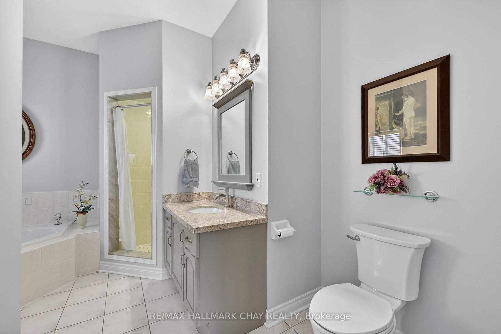 Detached House for sale at 4 Darling Crescent, New Tecumseth, Ontario, L9R 1P4 - Alliston - MLS: N12873036