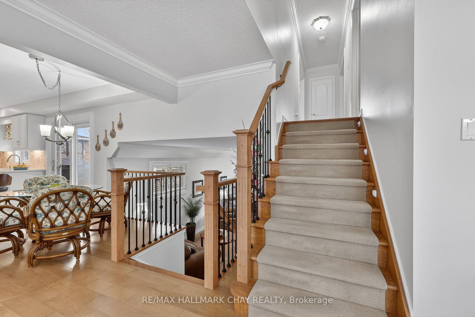 Detached House for sale at 4 Darling Crescent, New Tecumseth, Ontario, L9R 1P4 - Alliston - MLS: N12873036