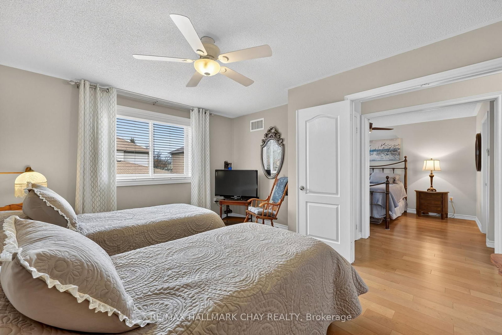 Detached House for sale at 4 Darling Crescent, New Tecumseth, Ontario, L9R 1P4 - Alliston - MLS: N12873036