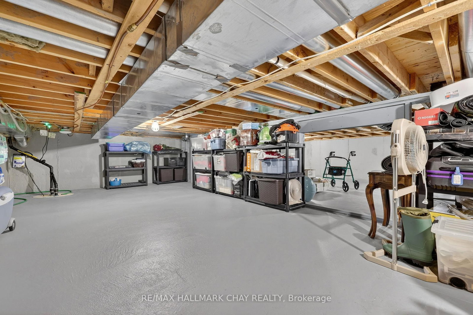 Detached House for sale at 4 Darling Crescent, New Tecumseth, Ontario, L9R 1P4 - Alliston - MLS: N12873036