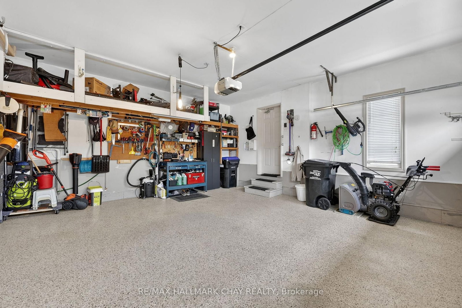 Detached House for sale at 4 Darling Crescent, New Tecumseth, Ontario, L9R 1P4 - Alliston - MLS: N12873036