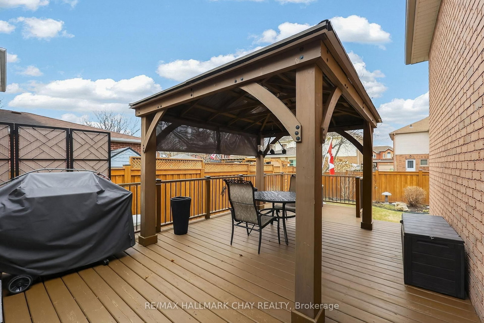 Detached House for sale at 4 Darling Crescent, New Tecumseth, Ontario, L9R 1P4 - Alliston - MLS: N12873036