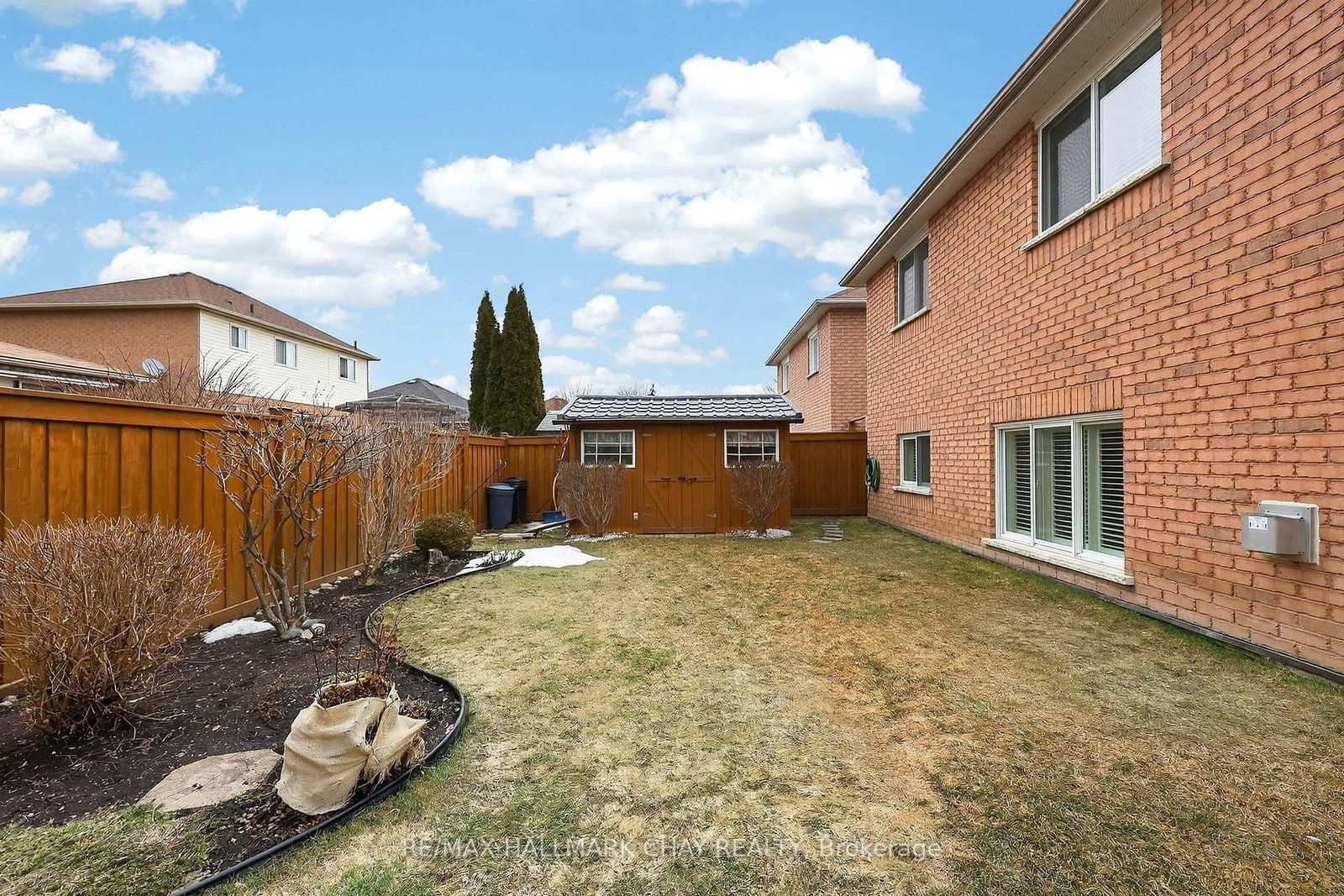 Detached House for sale at 4 Darling Crescent, New Tecumseth, Ontario, L9R 1P4 - Alliston - MLS: N12873036