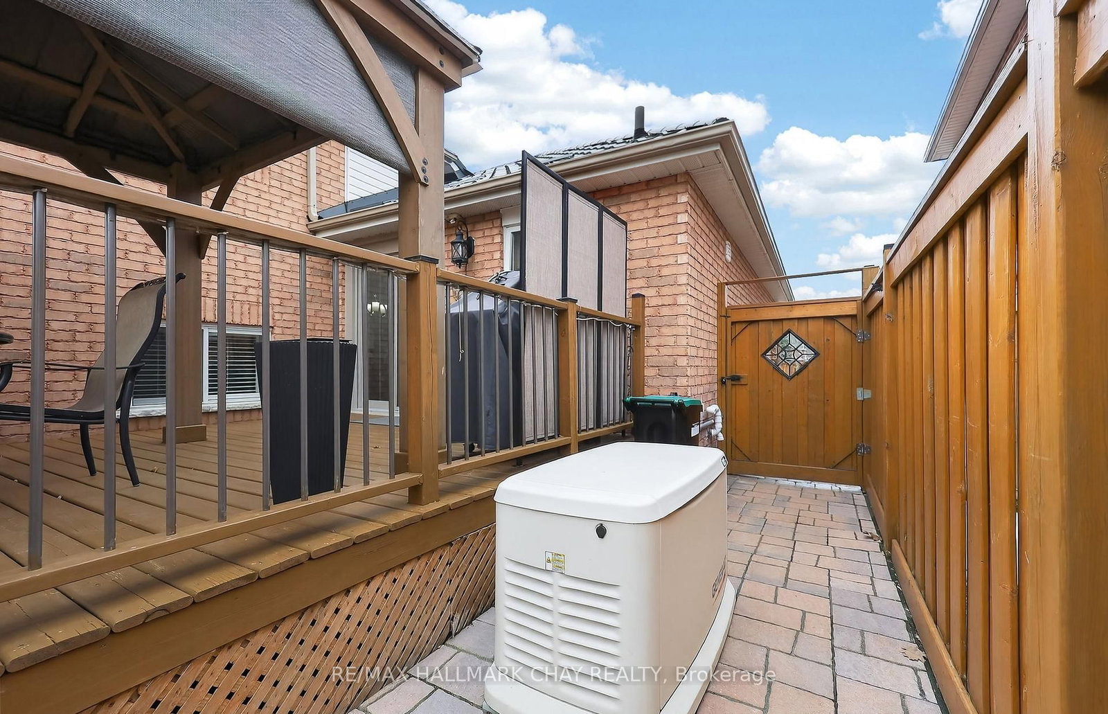 Detached House for sale at 4 Darling Crescent, New Tecumseth, Ontario, L9R 1P4 - Alliston - MLS: N12873036