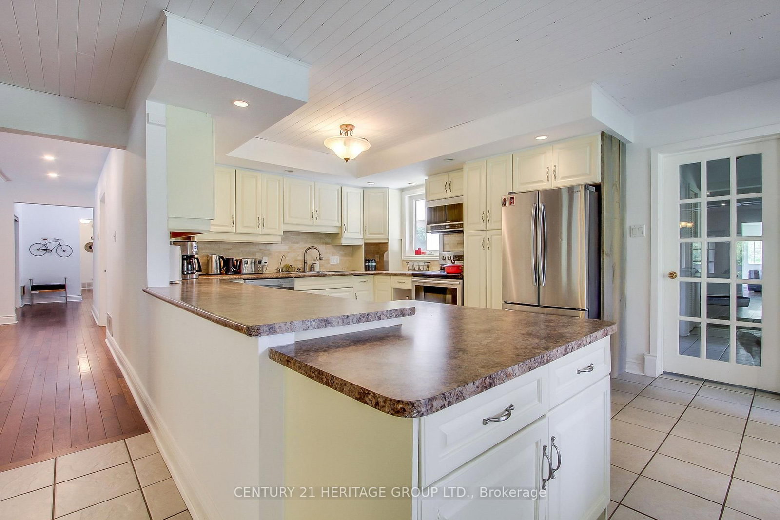 Detached House for sale at 7670 19th Sideroad, King, Ontario, L0G 1T0 - Rural King - MLS: N12873532