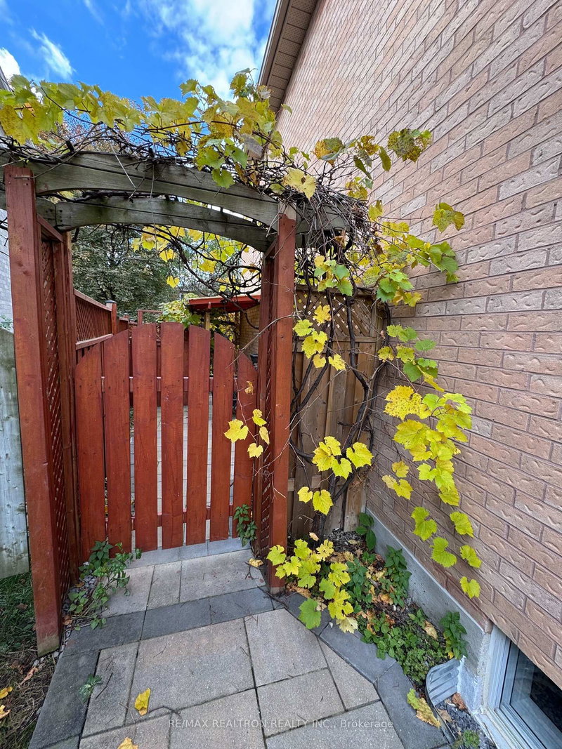 Basement - 46 Thornbrook Crt, Vaughan, L4J 7X4 | Image 3